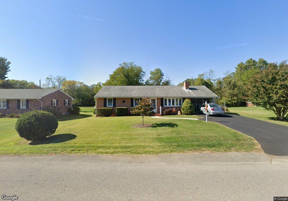 17606 Burnside Ave, Hagerstown, MD 21740 - photo 1