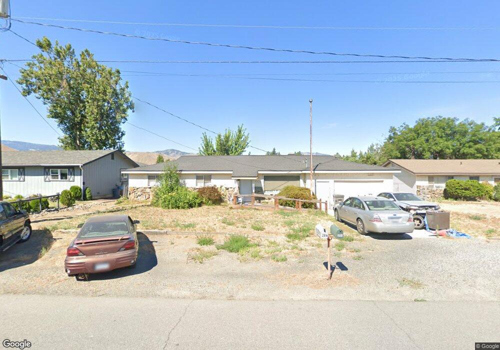 206 S Houston Ave, East Wenatchee, WA 98802 - photo 1