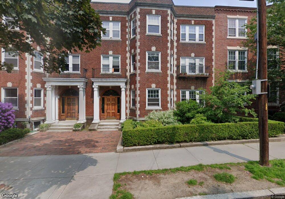 26 Dean Rd unit 3, Brookline, MA 02445 - photo 1