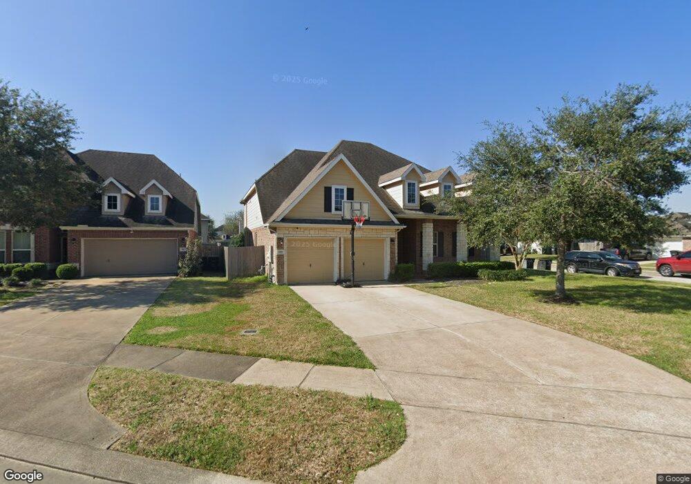 959 Jennifer St, Alvin, TX 77511 - photo 1