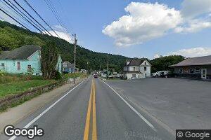 17 Pottery St, Mannington, WV 26582