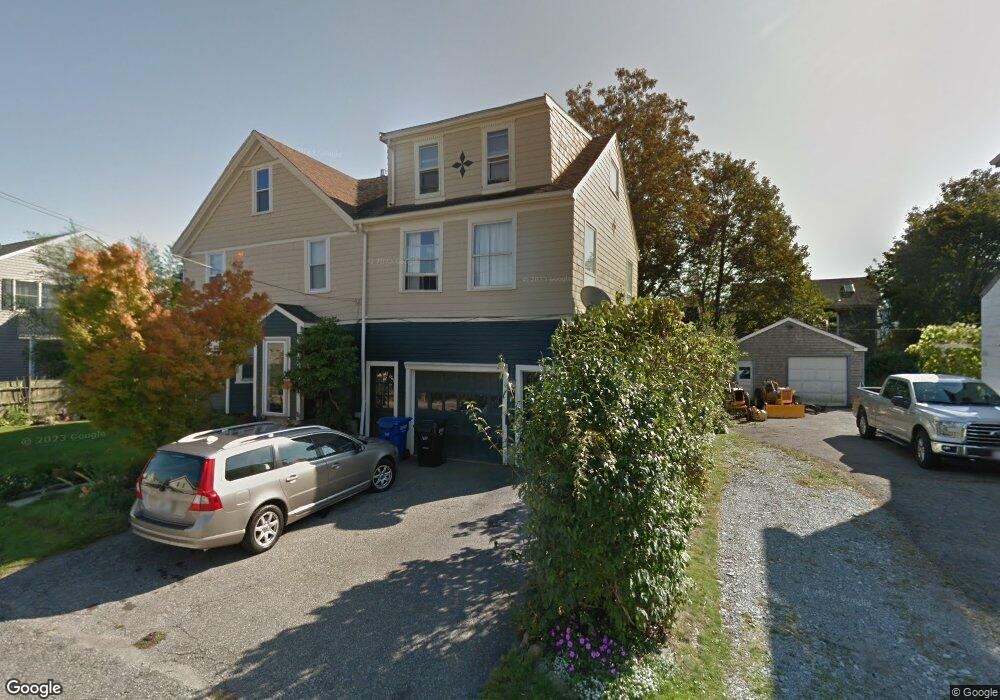 5 Weaver Ave, Newport, RI 02840 - photo 1