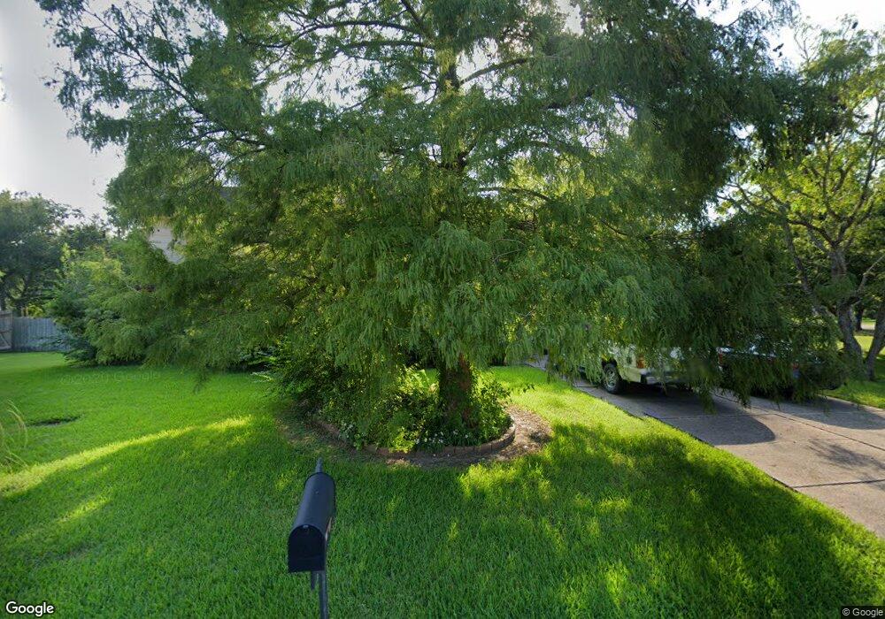 1505 Windsor Dr, Friendswood, TX 77546 - photo 1