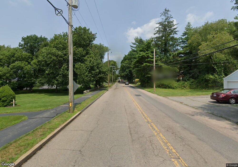 9999 Dartmouth St, South Dartmouth, MA 02748 - photo 1