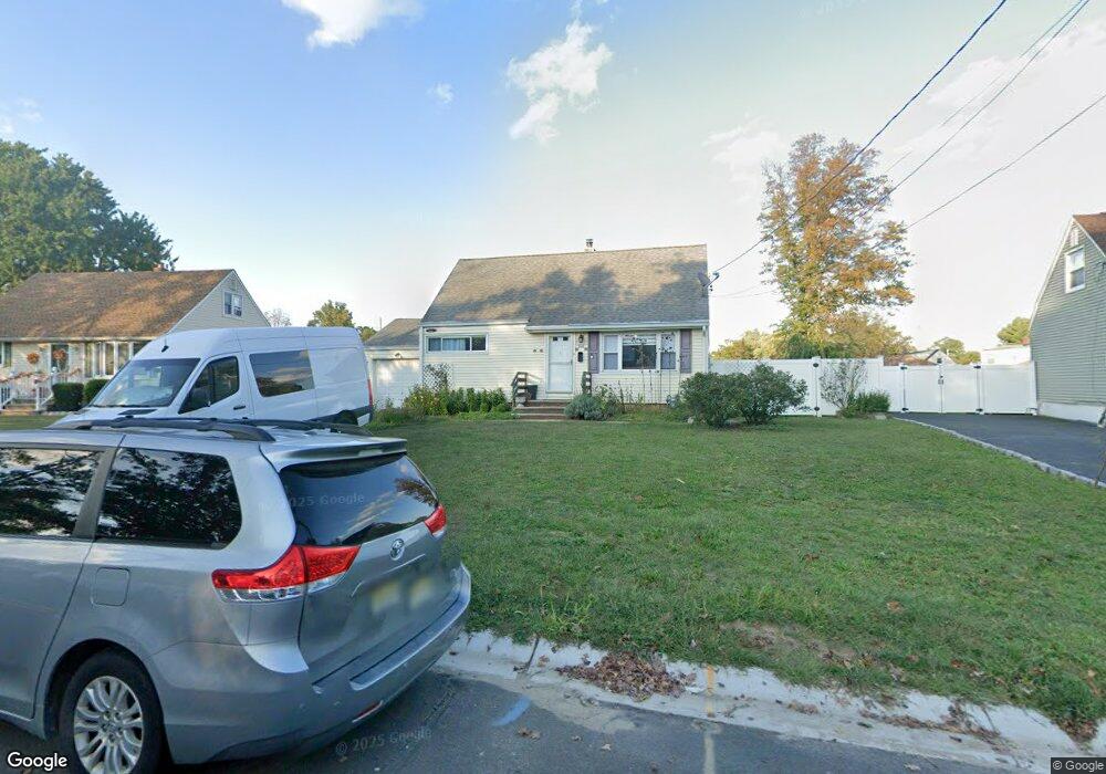 154 Tunison Rd, New Brunswick, NJ 08901 - photo 1