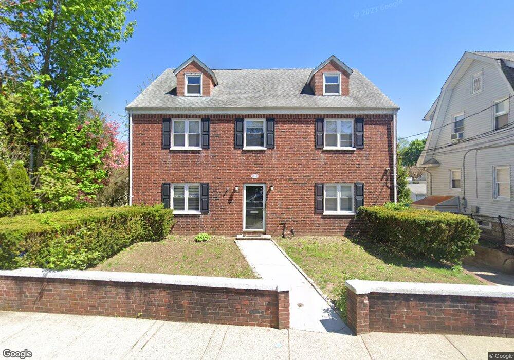 22 Pleasant Place unit lower, Tuckahoe, NY 10707 - photo 1