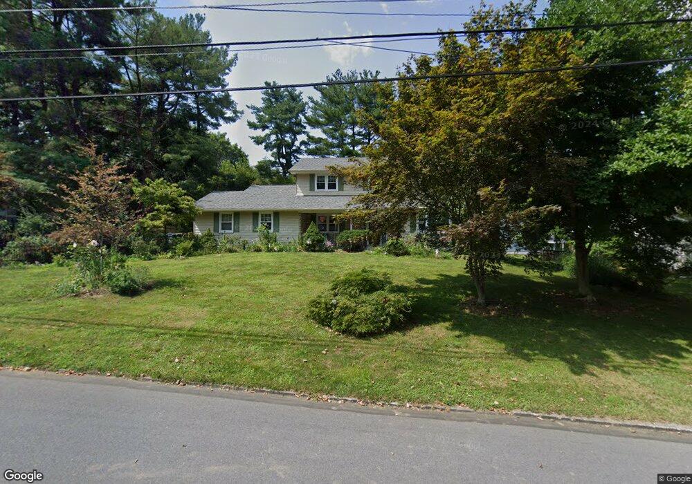 379 Wedgewood Dr, Easton, PA 18045 - photo 1