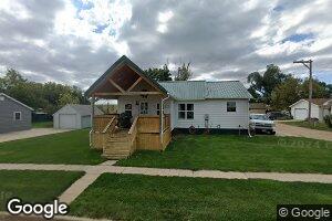 607 1st St SE, Wagner, SD 57380
