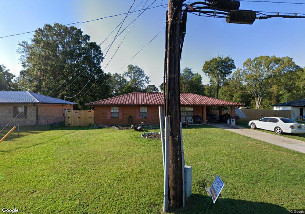 121 Rosa St, Picayune, MS 39466 - photo 1