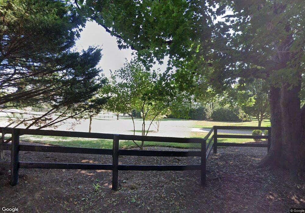 36864 Paxson Rd, Purcellville, VA 20132 - photo 1