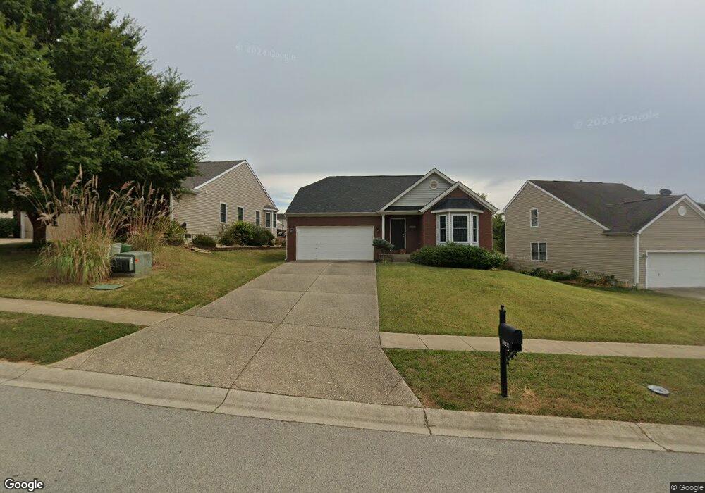10217 Hornbeam Blvd, Louisville, KY 40228 - photo 1