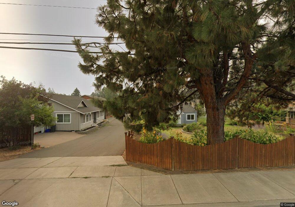 23 SE Benaiah Cir, Bend, OR 97702 - photo 1