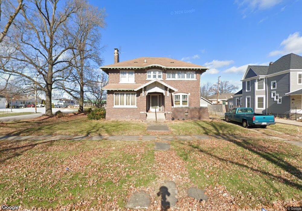 1120 Wabash Ave, Mattoon, IL 61938 - photo 1