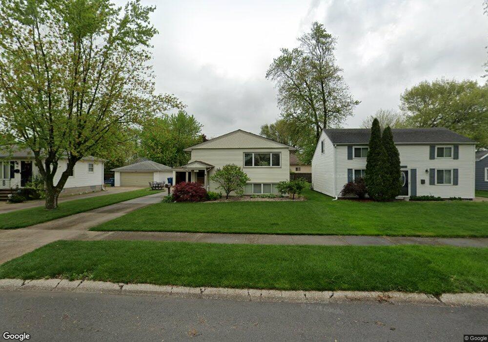 9405 Forrest Dr, Highland, IN 46322 - photo 1