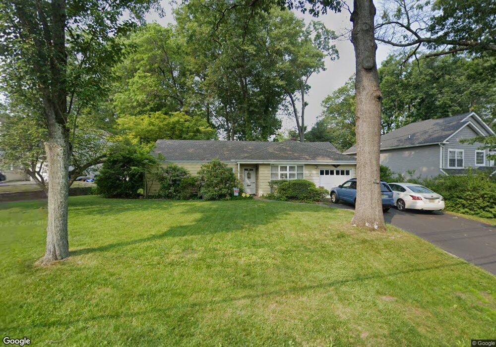 69 Fellswood Dr, Livingston, NJ 07039 - photo 1