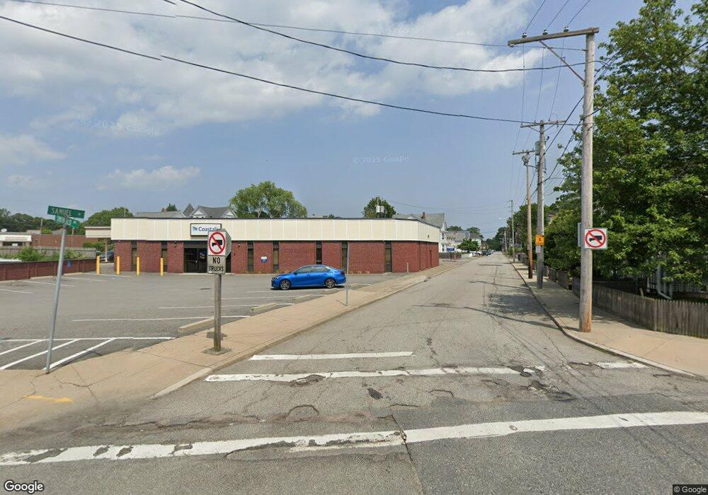 567 Smithfield Ave, Pawtucket, RI 02860 - photo 1