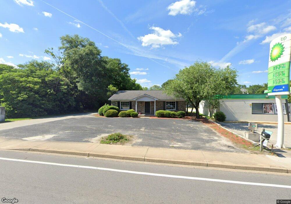 711 Jefferson Davis Hwy, Camden, SC 29020 - photo 1