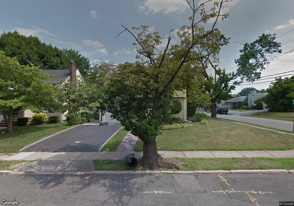 544 Collins Ave, Hasbrouck Heights, NJ 07604 - photo 1