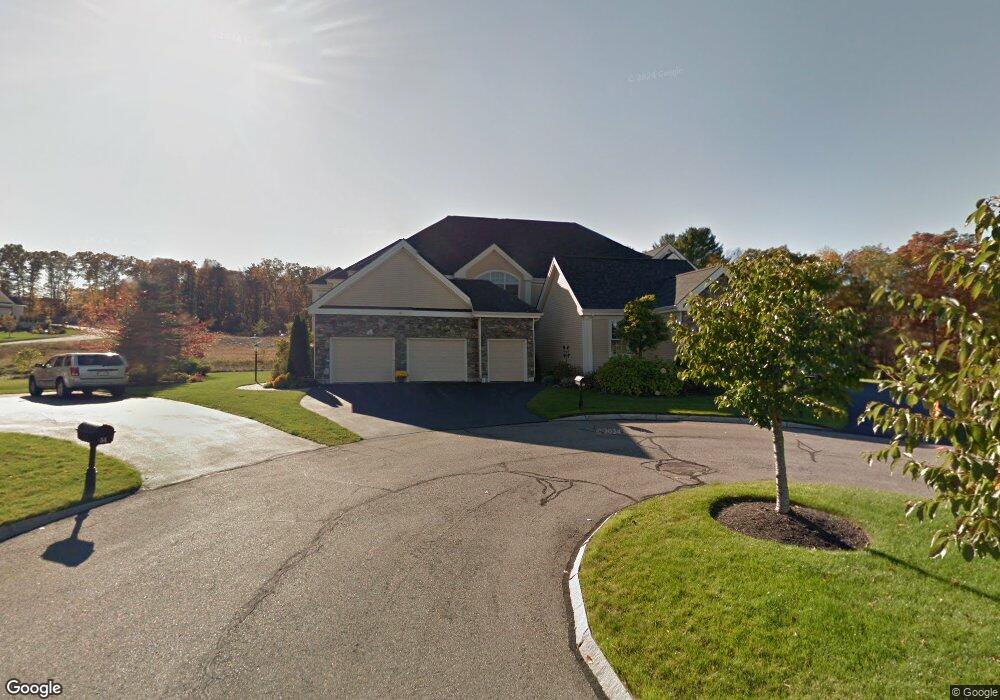 50 Clubhouse Way, Sutton, MA 01590 - photo 1