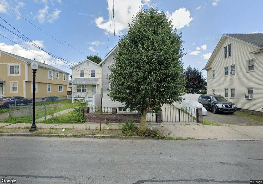 328 Newfield Ave, Bridgeport, CT 06607 - photo 1