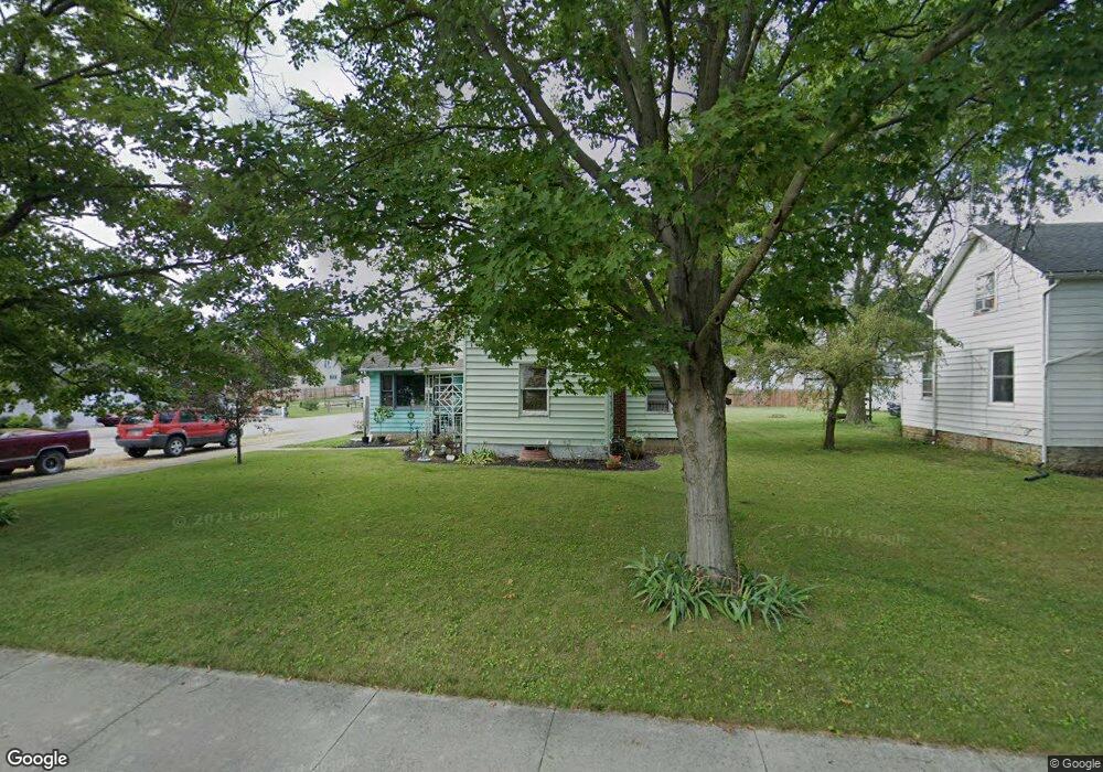 606 N Jefferson St, Berne, IN 46711 - photo 1