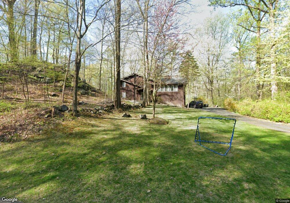 33 Westminster Dr, Croton On Hudson, NY 10520 - photo 1