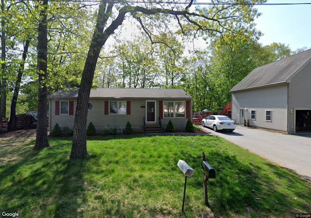 44 Forest Park Dr, Rochester, NH 03868 - photo 1