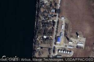 18108 River Rd N, Cordova, IL 61242