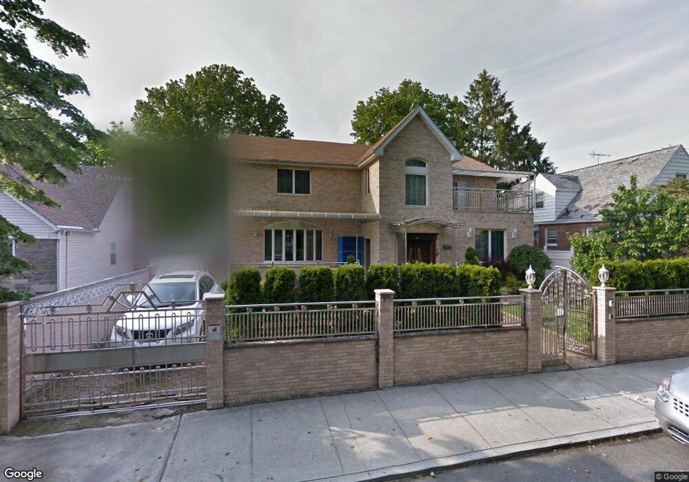 17807 69th Ave, Fresh Meadows, NY 11365 - photo 1