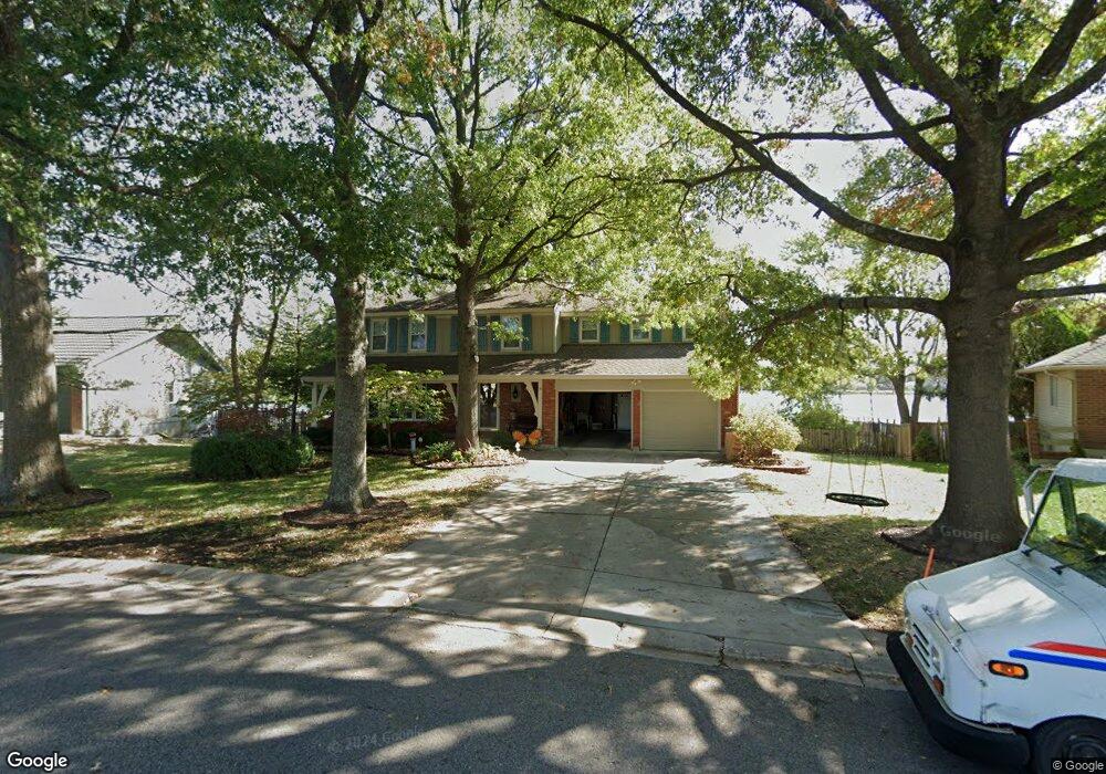 409 S Silver Top Ln, Raymore, MO 64083 - photo 1