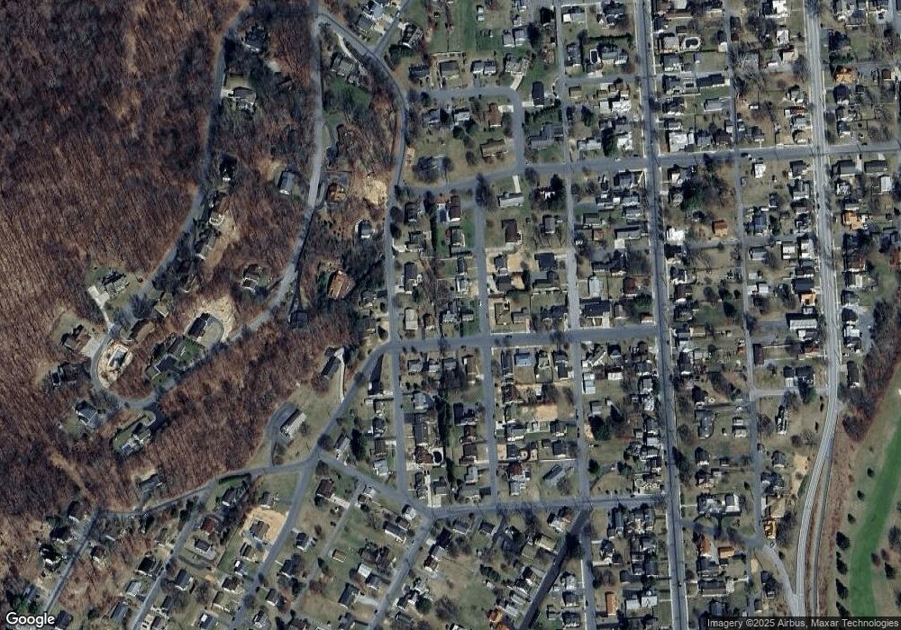 202 Barclay St, Bedford, PA 15522 - photo 1