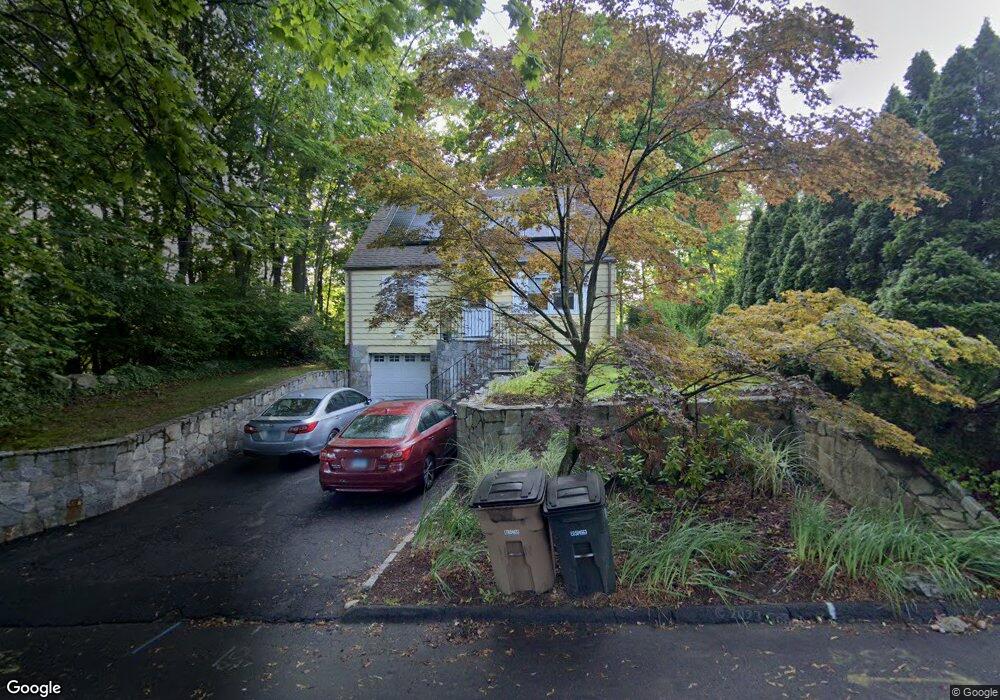 41 Dale Place, Stamford, CT 06906 - photo 1