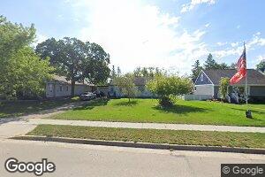 206 Cleveland Ave, Karlstad, MN 56732