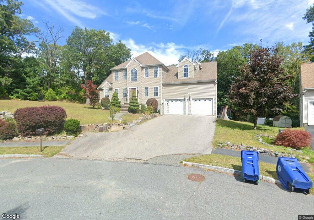 40 Dove Cir, Braintree, MA 02184 - photo 1