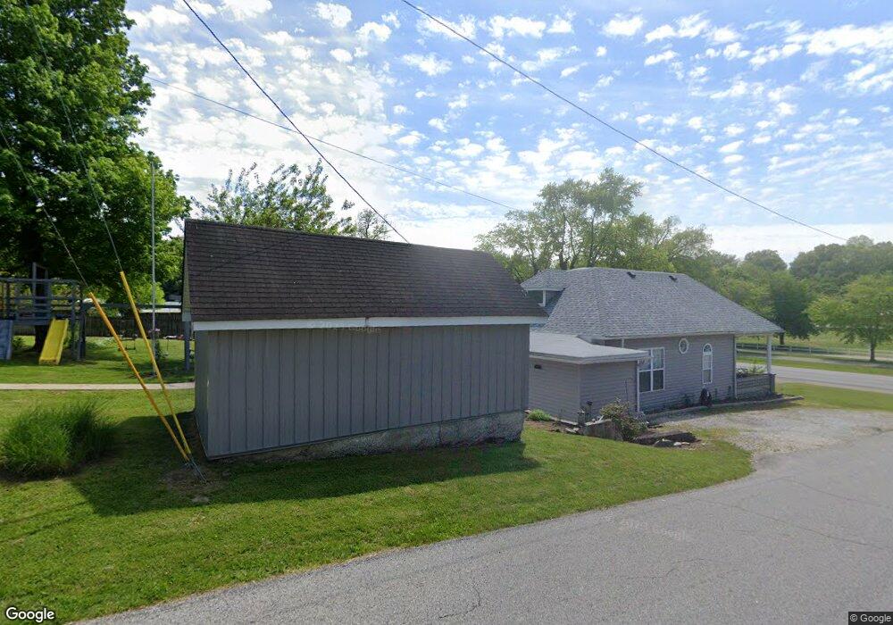 105 Cook St, Corydon, IN 47112 - photo 1