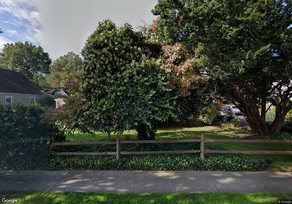 116 Carnation Ave, Floral Park, NY 11001 - photo 1