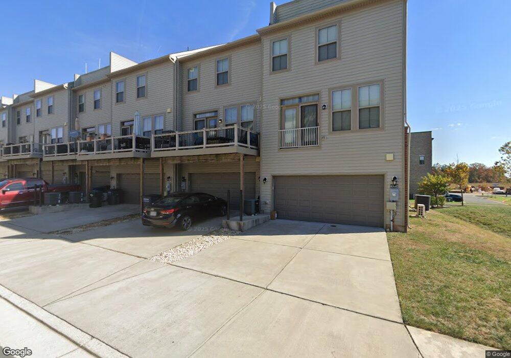 43464 Robey Square, Ashburn, VA 20148 - photo 1