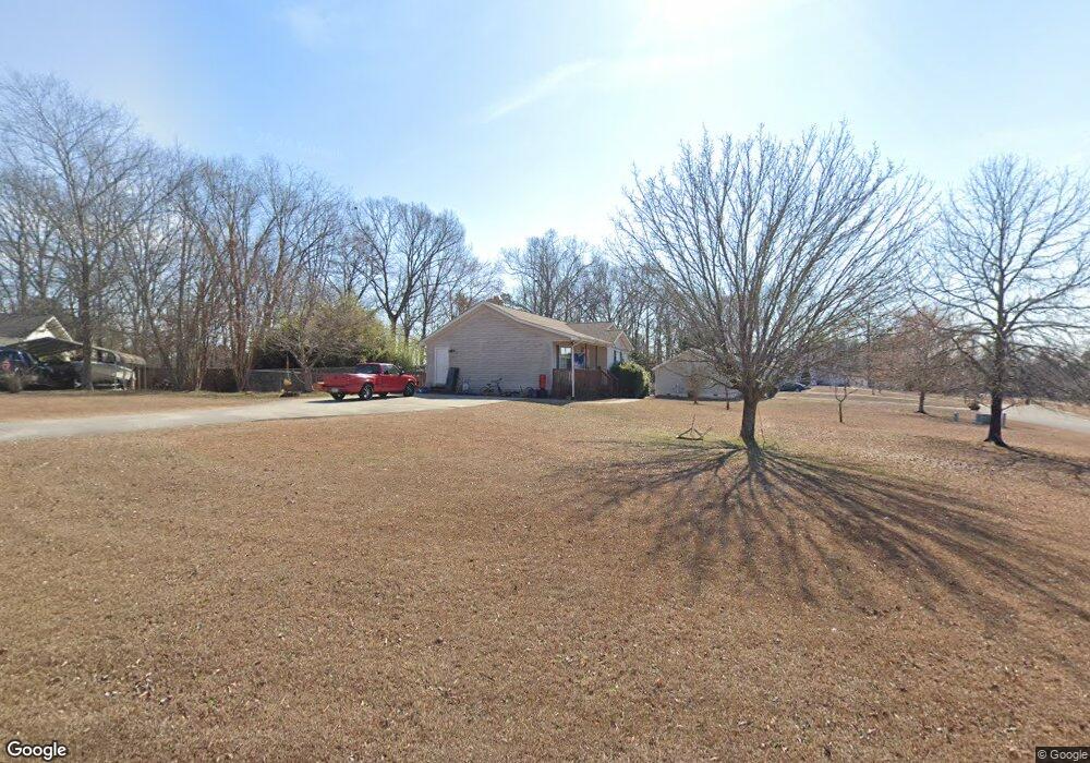 300 Kristen Ct, Dalton, GA 30720 - photo 1