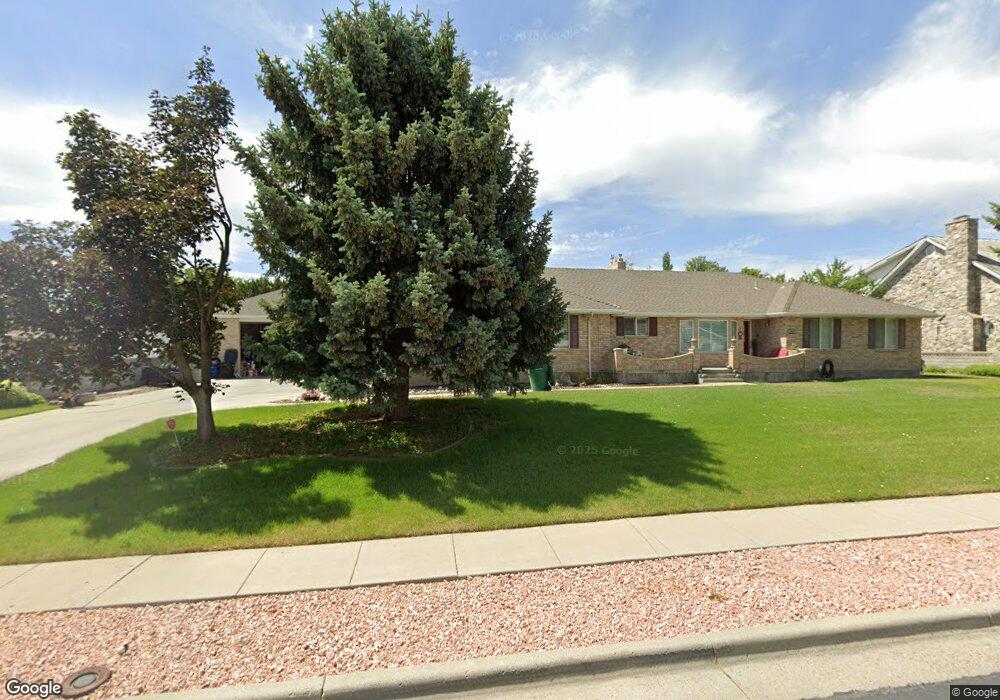 2265 Williamsburg Cir, West Jordan, UT 84088 - photo 1