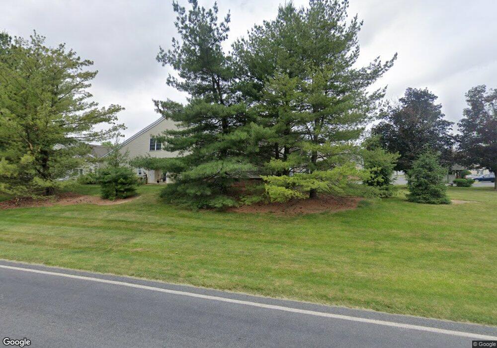 2457 Steeplechase Dr unit 17, Macungie, PA 18062 - photo 1