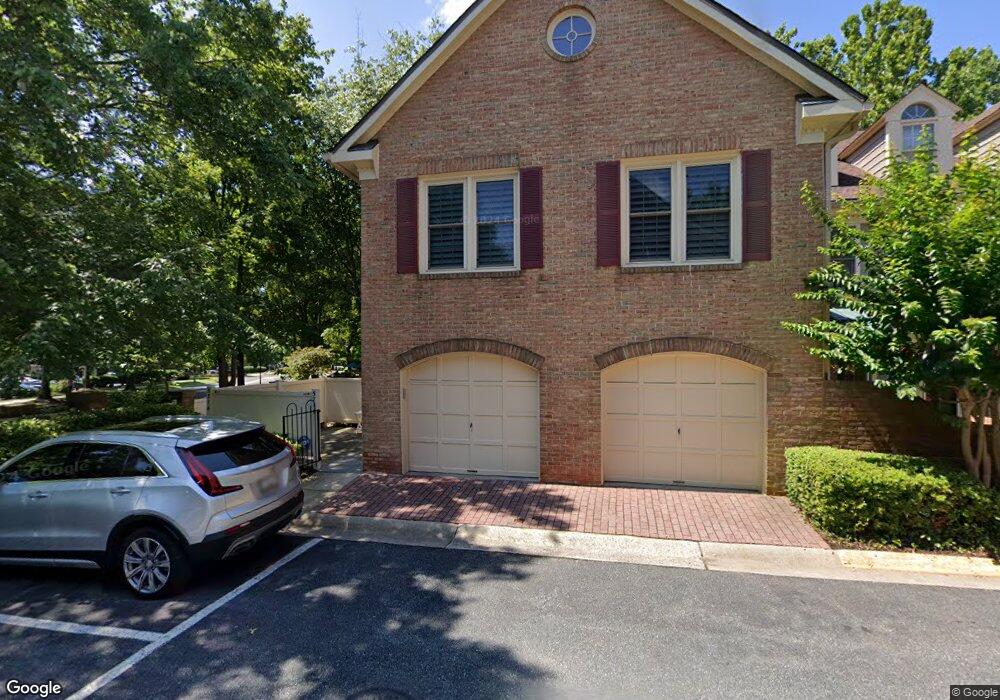 5716 Mayfair Manor Dr, Rockville, MD 20852 - photo 1