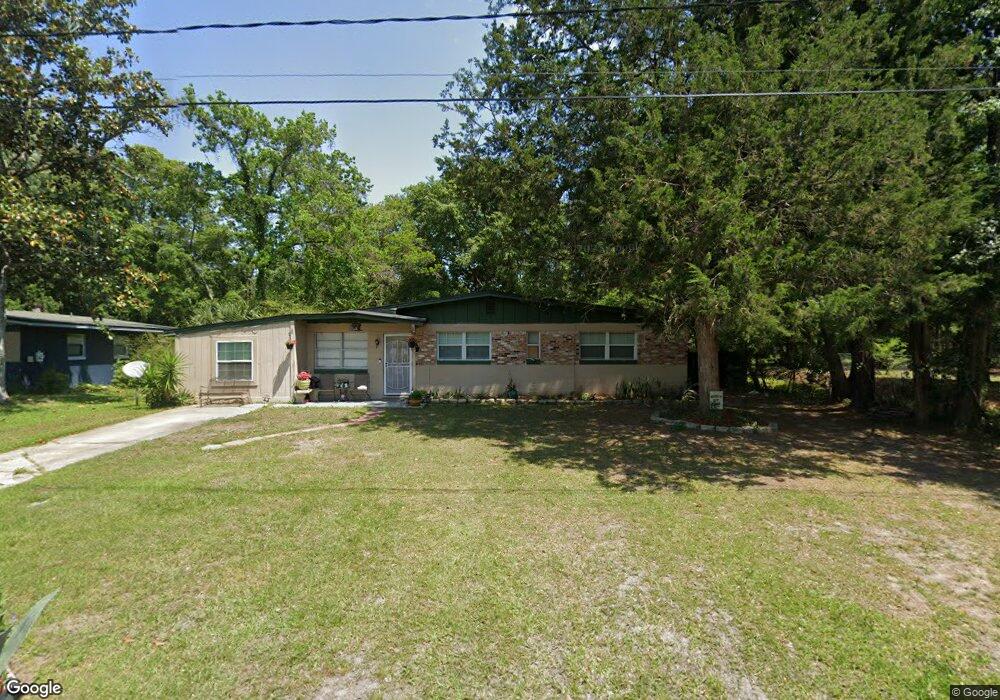4009 Macgregor Dr, Jacksonville, FL 32210 - photo 1