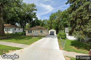 2242 N 39th St, Omaha, NE 68111