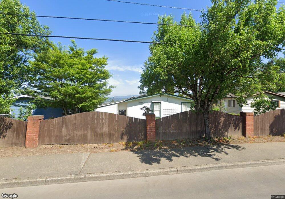 760 SW Riverview Way unit 4, Troutdale, OR 97060 - photo 1