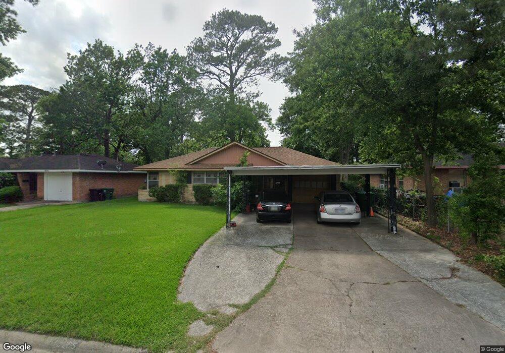 10205 Bretton Dr, Houston, TX 77016 - photo 1