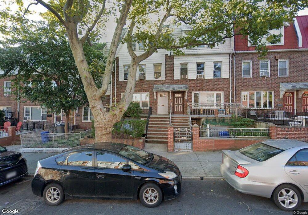 2073 33rd St, Astoria, NY 11105 - photo 1