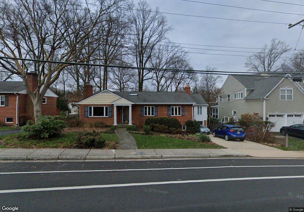 2828 N Harrison St, Arlington, VA 22207 - photo 1