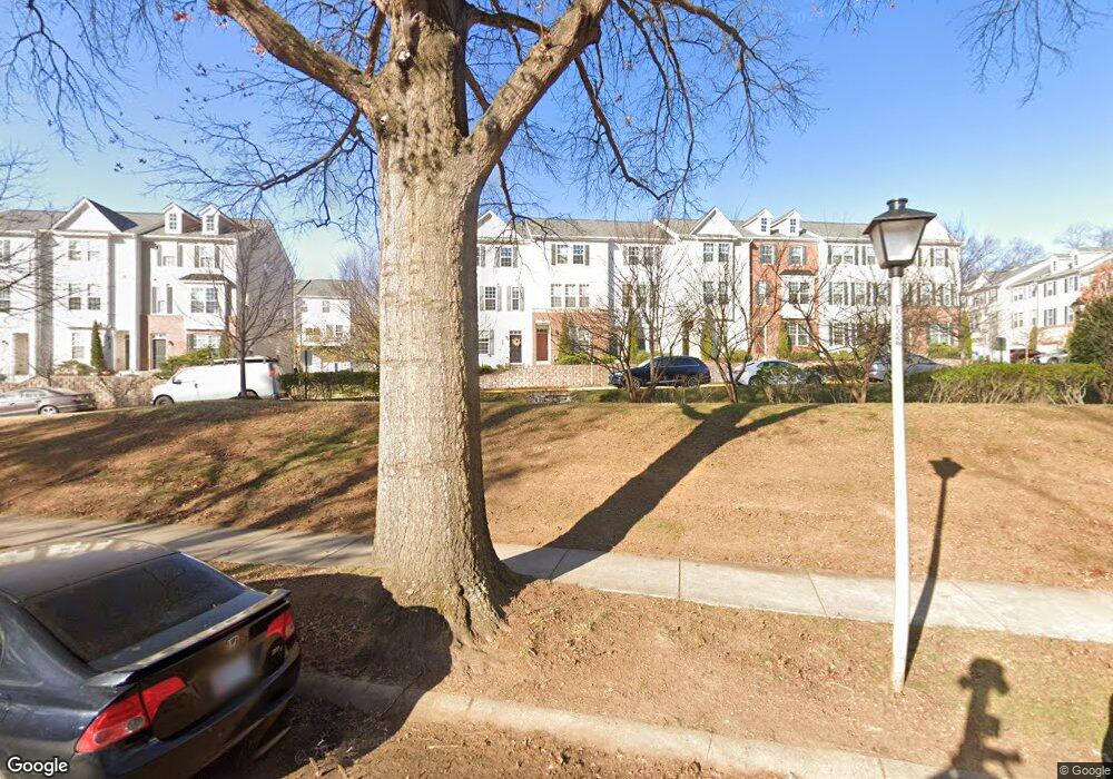 12720 Longford Glen Dr, Germantown, MD 20874 - photo 1