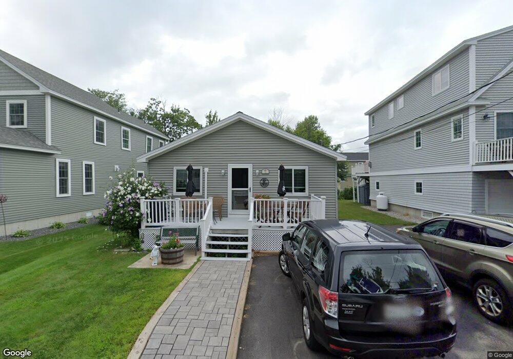 121 S Tibbetts Ave, Wells, ME 04090 - photo 1