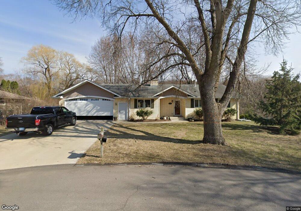 16509 Elm Cir, Minnetonka, MN 55345 - photo 1